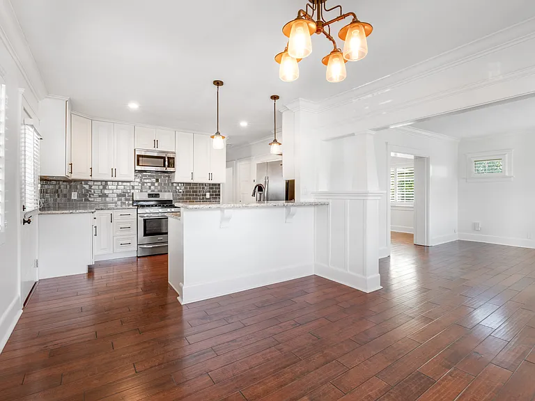 3375 Herman Ave — Photo 5