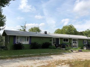 1523 Lake Viking Ter, Gallatin, MO 64640