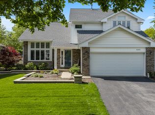1631 Terri Cir, Naperville, IL 60563