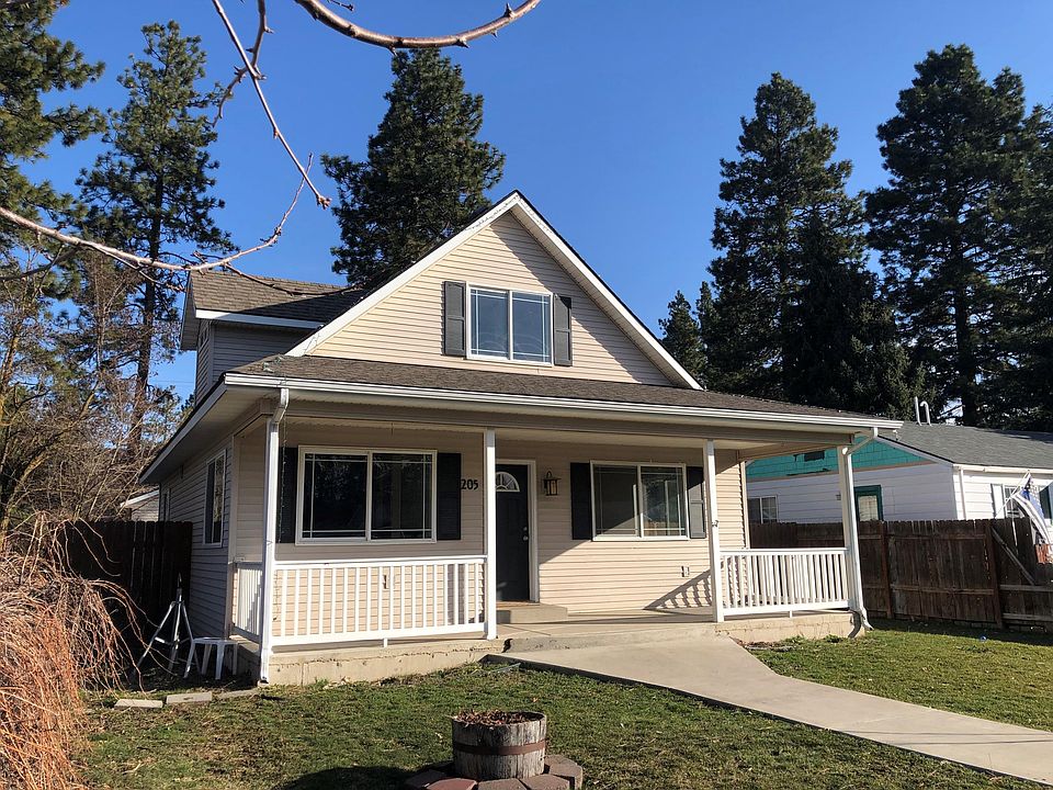 1st image of 205 E 14th Ave
