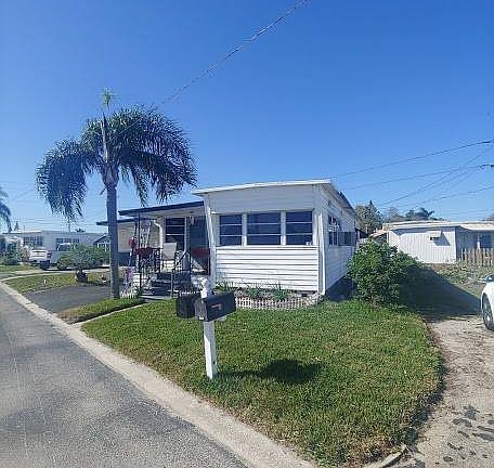 3rd image of 4000 24th St N Lot 458