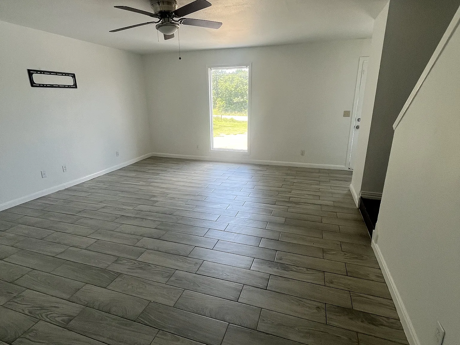 6340 Midway Rd — Photo 1