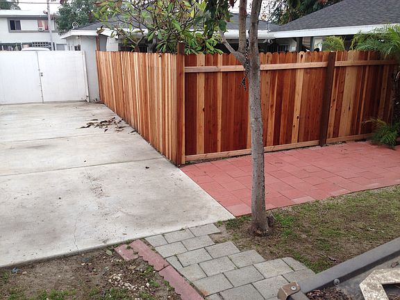 GH Driveway and Entrance 