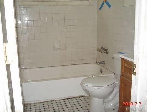 4th image of 98 N 22nd St