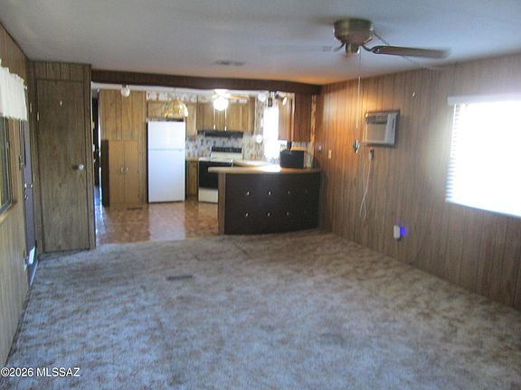 3rd image of 602 W Glenn St