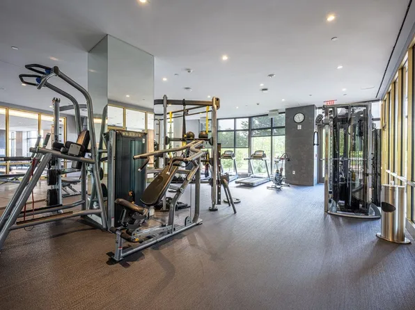 75 Park Lane South image 36 of 50