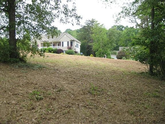 4th image of 422 Skiatook Ln