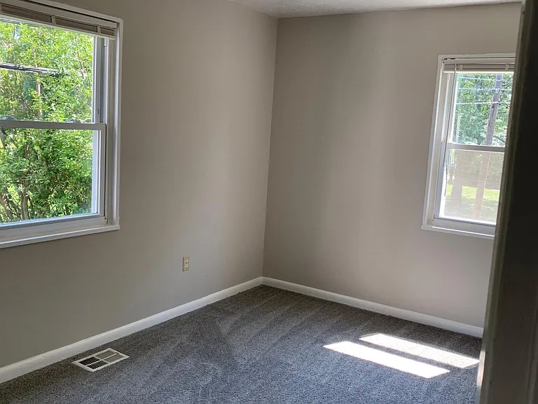 1555 Mayfair Blvd #3 — Photo 10