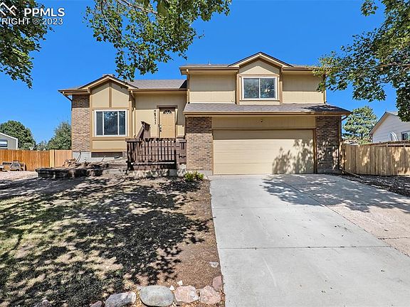2nd image of 8055 Trefoil Ct