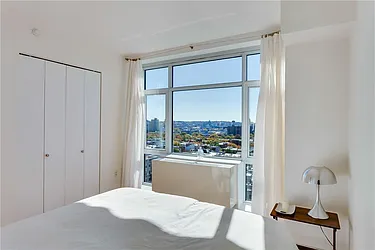 Rented by R New York