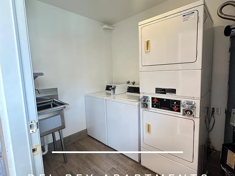 526 S 1st Ave #9 — Photo 26