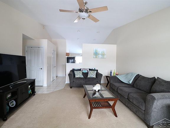 2nd image of 3002 Mackinaw Meadows Dr