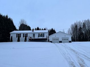 68 Hanson Lake Rd, Mapleton, ME 04757