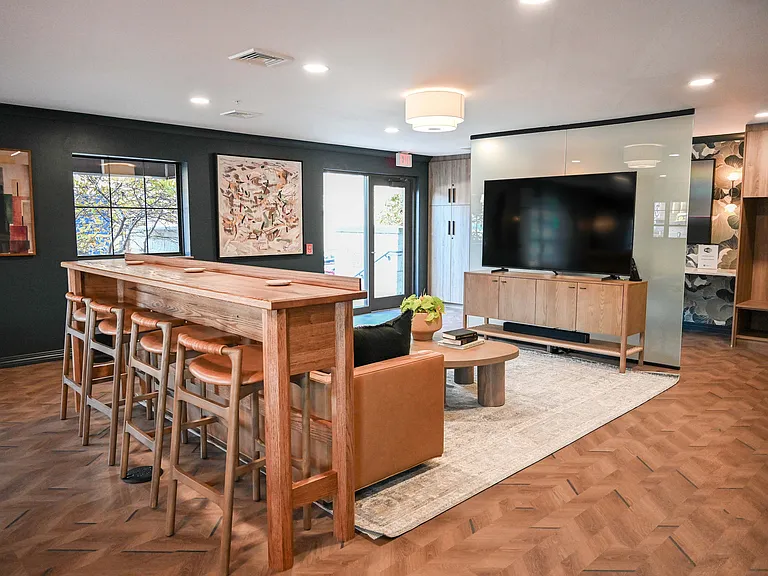 Library Hill Apartments — Photo 12