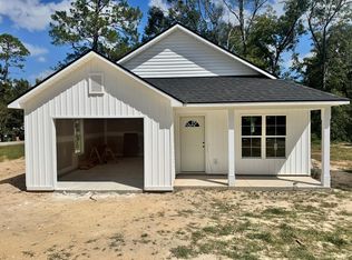 301 Wright St, Hahira, GA 31632