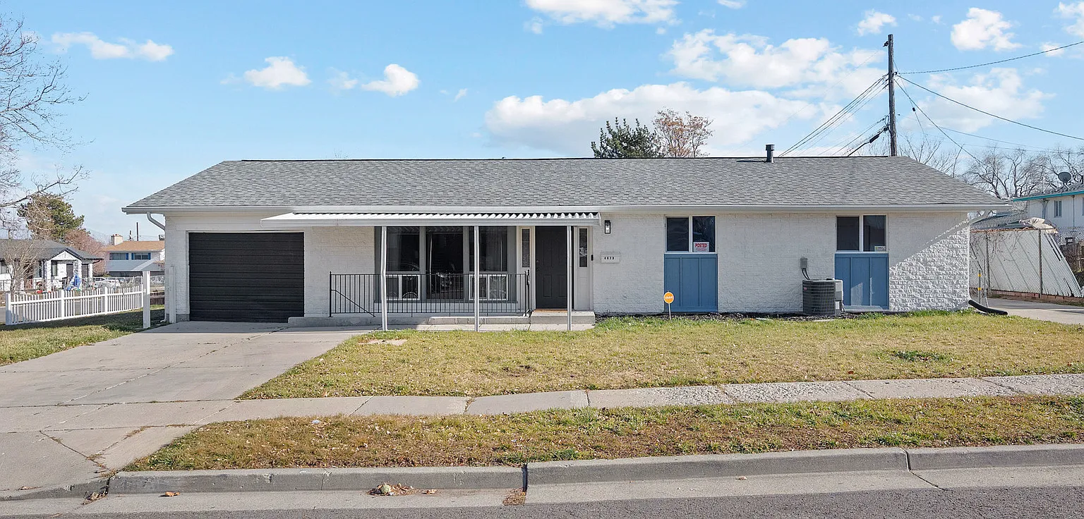 6 bed, 2704 sqft, $3,500 — Photo 1