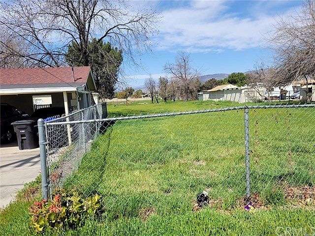 1st image of 1660 W Menlo Ave