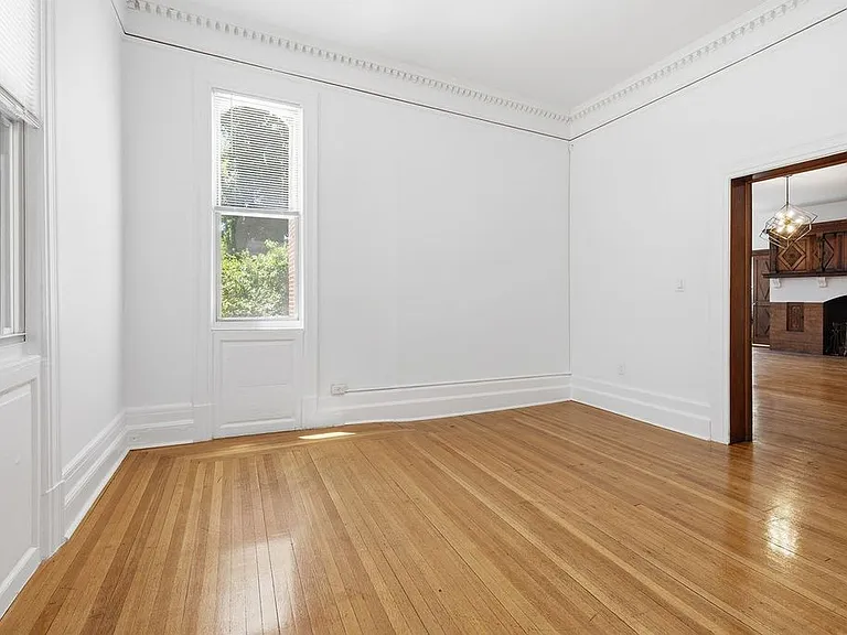 111 N Broadway #A — Photo 21