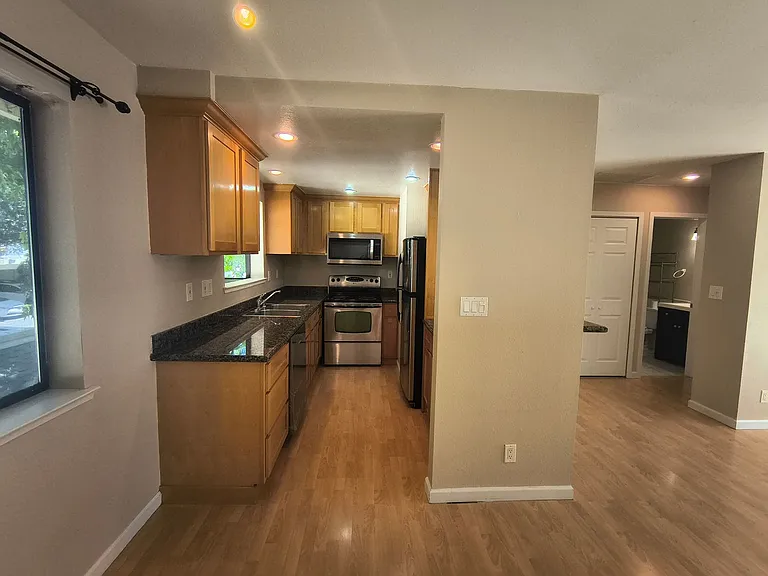 2827 Monument Blvd #24 — Photo 26
