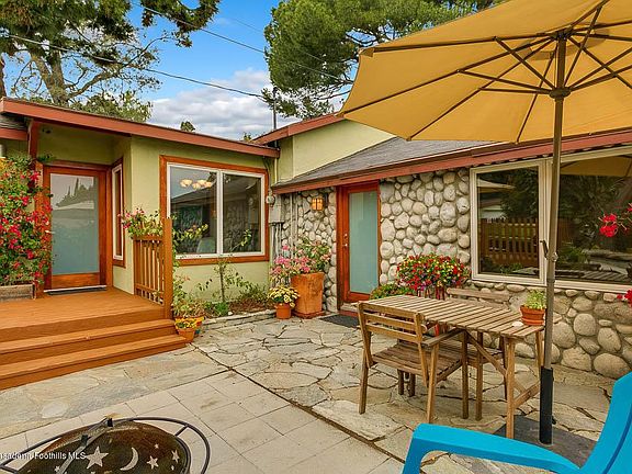 3rd image of 3345 Los Olivos Ln