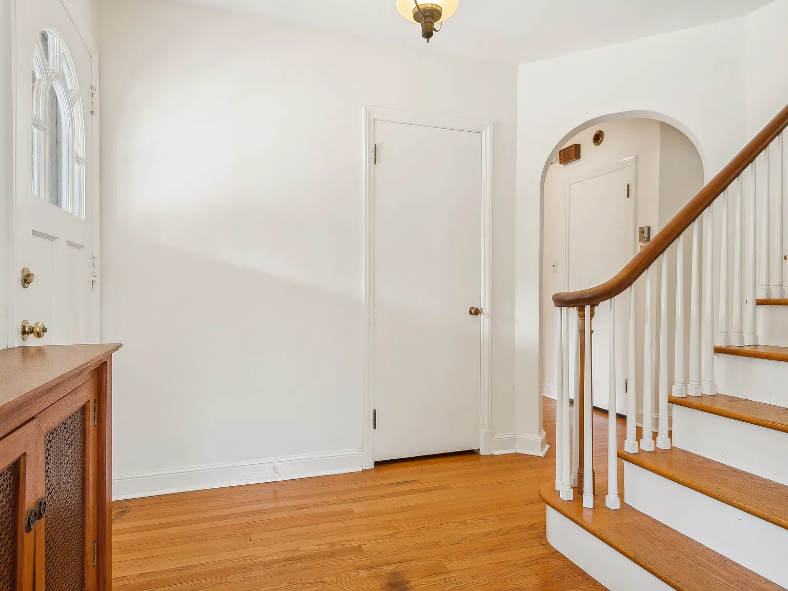 3 bed, 3213 sqft, $4,000 — Photo 4