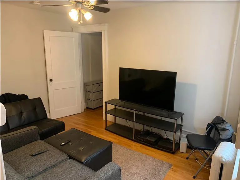 220 Hanover St #2 — Photo 10