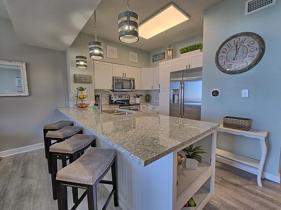 5th image of 9900 S Thomas Dr #2013