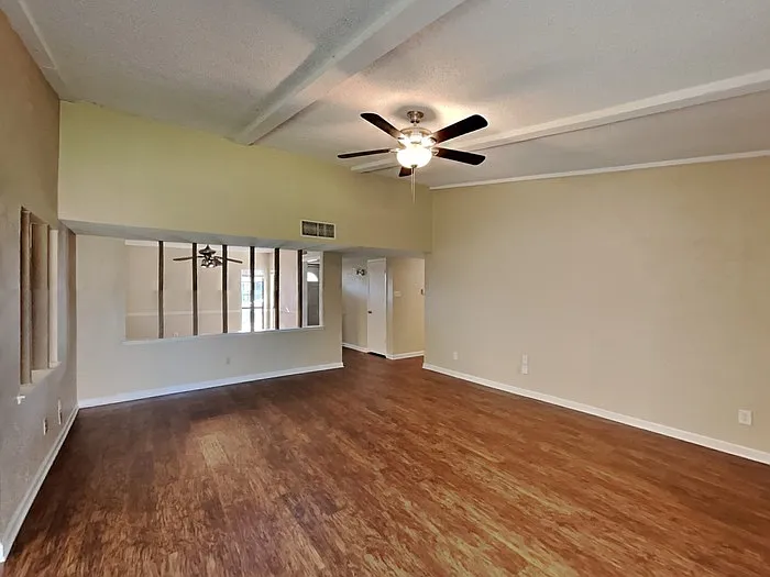 7409 Whitewood Dr — Photo 4
