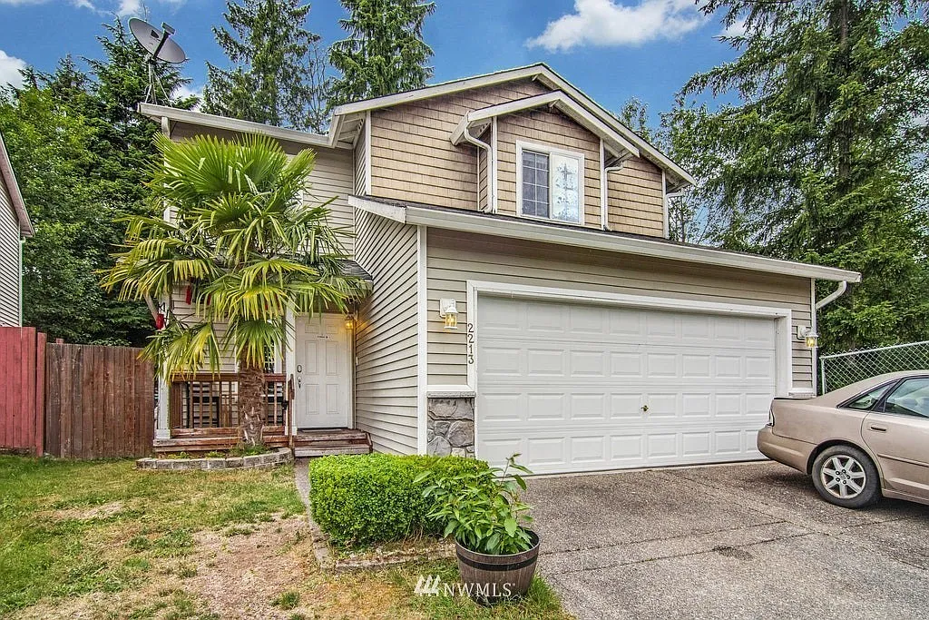 3 Bed | 2.5 Bath | 1,580 Sq Ft | Private Greenbelt Setting | Fenced Yard — Photo 1