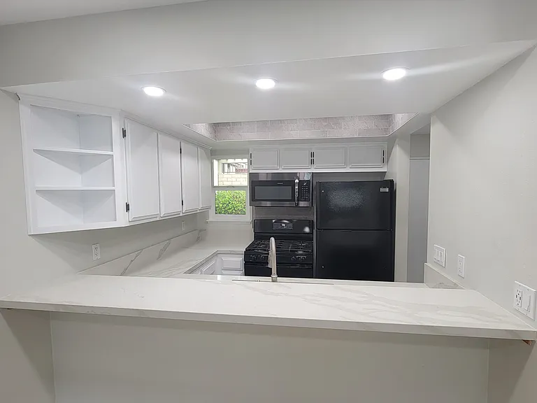 5081 College View Ave #5 — Photo 6