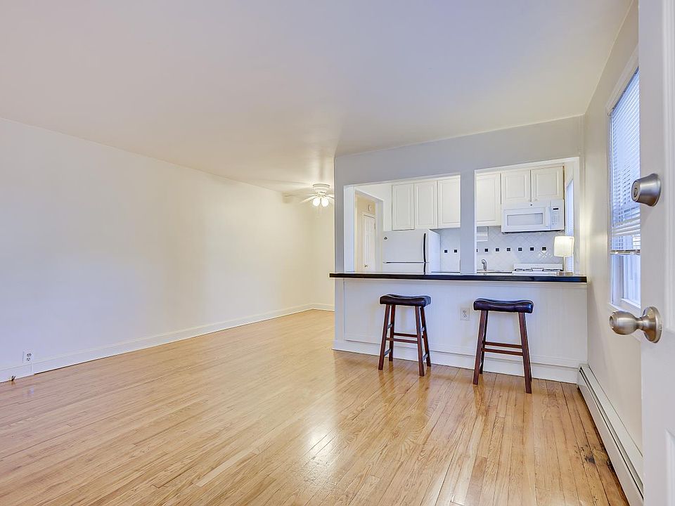 1st image of 551 Main St Unit A