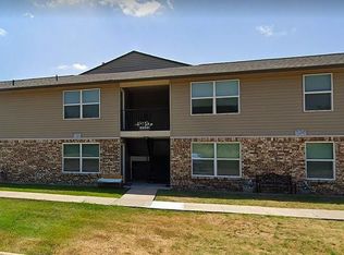 1501 Newland Dr, Gainesville, TX 76240