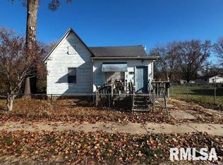 1838 S 19th St, Springfield, IL 62703