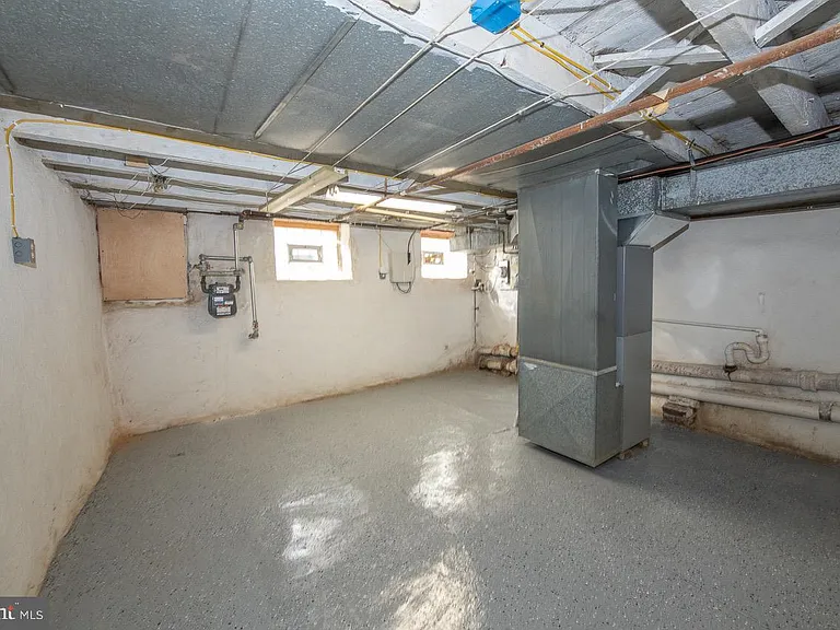 4707 Smick St — Photo 33
