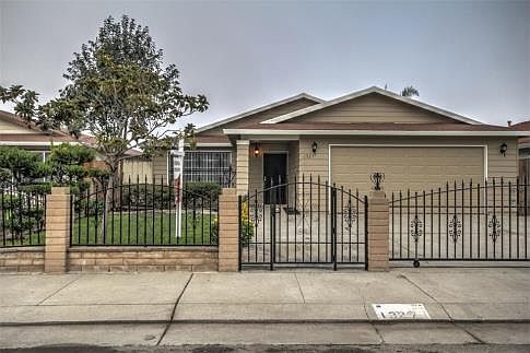 1st image of 1327 Luna Ln