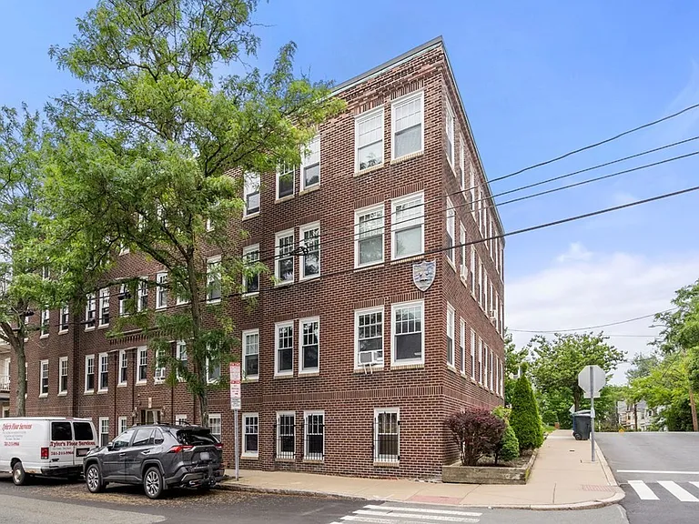 77 Liberty Ave #6 — Photo 16