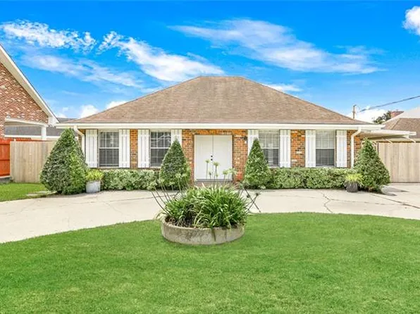 147 Moss Ln, River Ridge, LA 70123