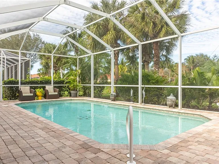 14059 Mirror Ct — Photo 11