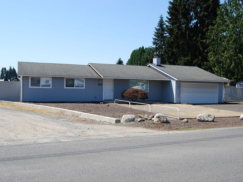 2nd image of 11505 NE 131st St