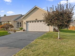 1024 Wheatstone Dr, Mishawaka, IN 46544