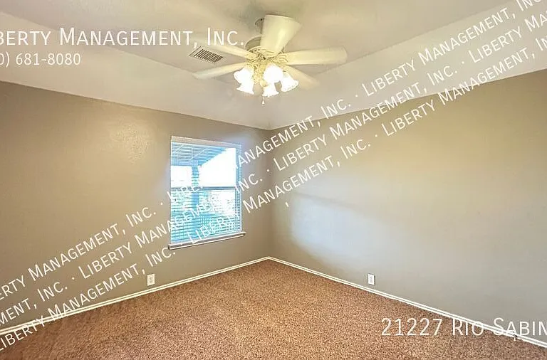 21227 Rio Sabinal — Photo 37