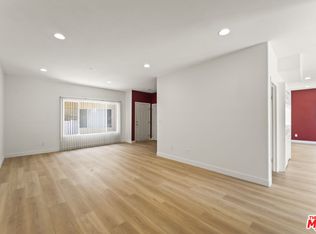 12375 Osborne Pl UNIT 13, Pacoima, CA 91331