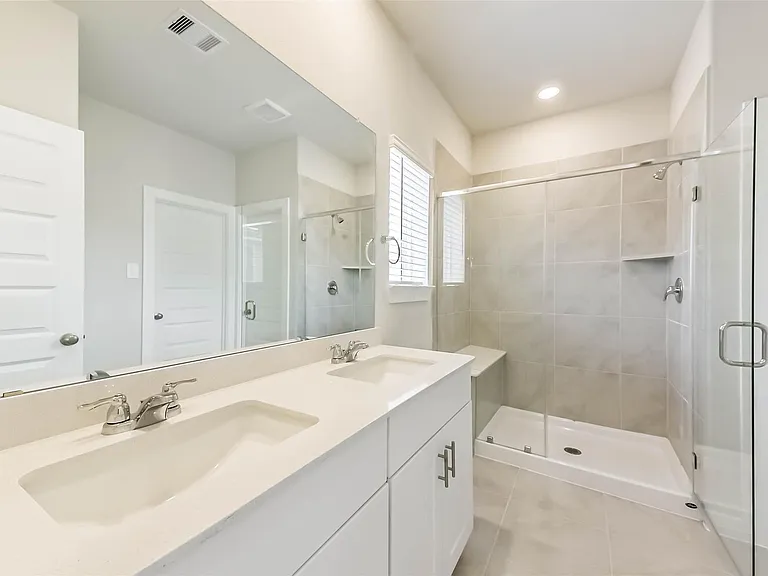 583 Avisa Dr — Photo 17