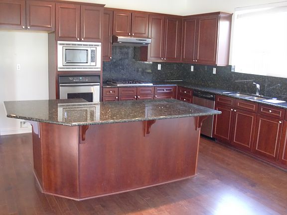 4th image of 3502 Willow Glen Ln