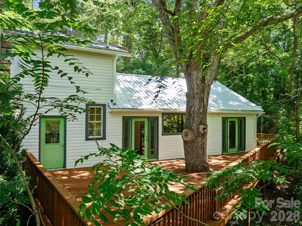 1896 State Highway 80 S, Burnsville, NC 28714
