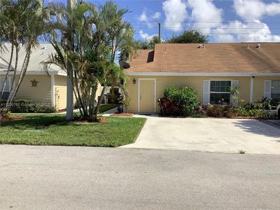 1746 Royal Forest Ct, West Palm Beach, FL, 33406