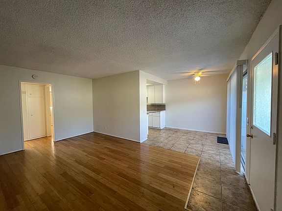 2nd image of 44 N Roosevelt Ave APT 6