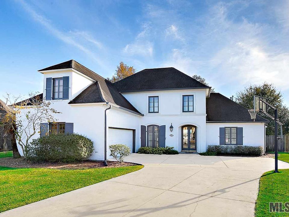 1st image of 36289 Cypress Glen Ave