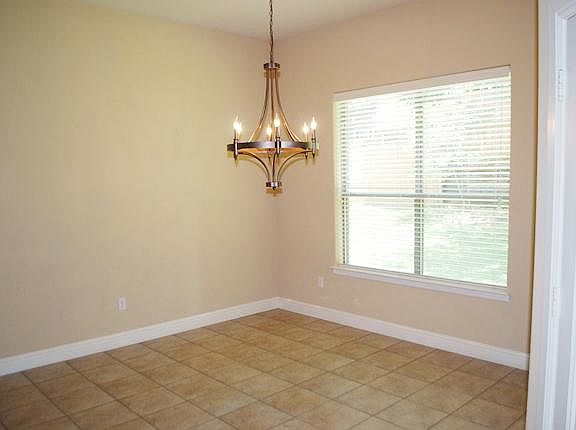5th image of 7925 Chaddington Dr