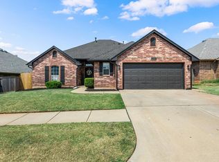 17025 Woodvine Dr, Edmond, OK 73012